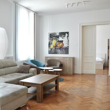 Apartment Trdinova Ljubljana Buitenkant foto